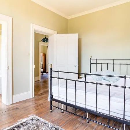 Le Presbytère De Bed & Breakfast Fressin